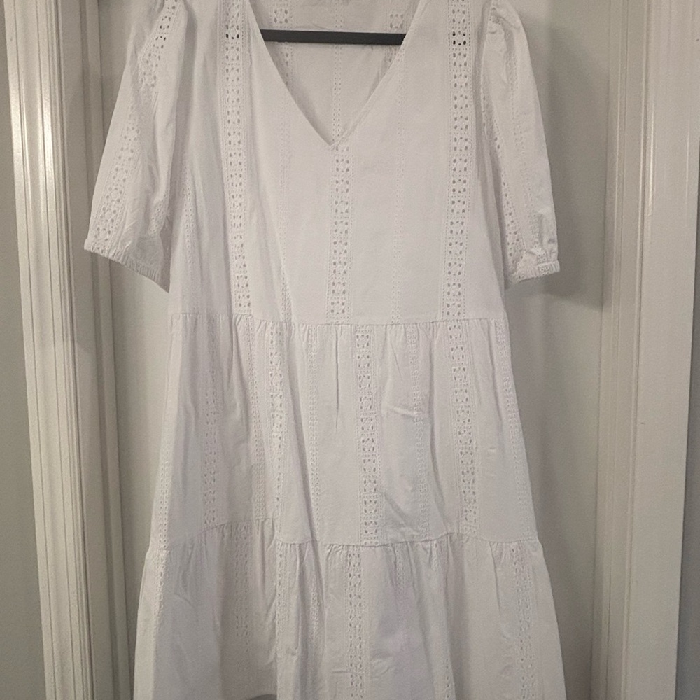NWT 89th & Madison White Eyelet Dress - Picture 3 of 8